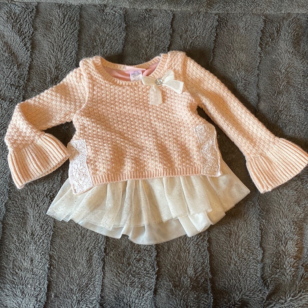 4/20 Baby girl mock ruffle dress sweater in EUC 18-24M